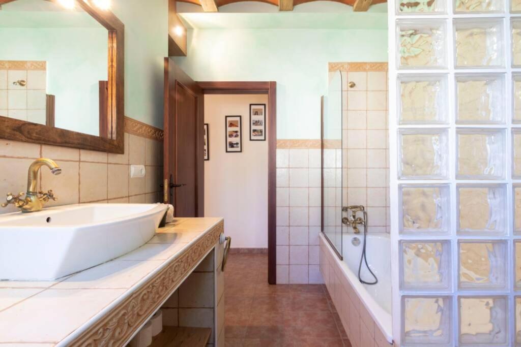 Villa Lo Guaret. La Cava Exterior foto